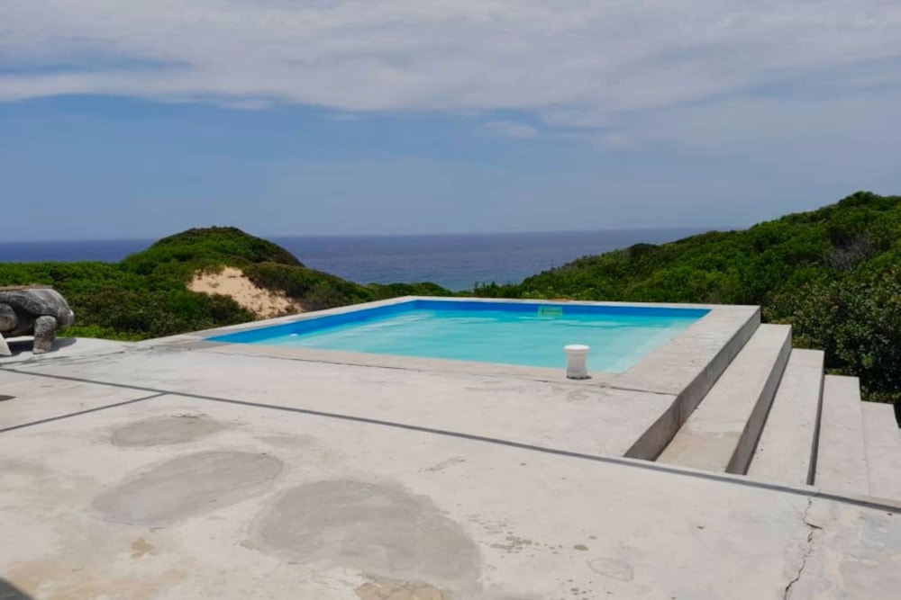 Beach resort for sale in Guinjata, Inhambane, Mozambique - 3MQ1569938