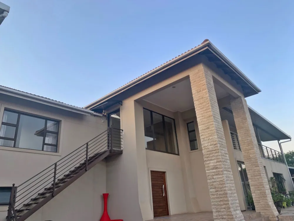 Penthouse apartment let in Durban North - 1ND1740457 Penthouse apartment let in Durban North - 1ND1740457