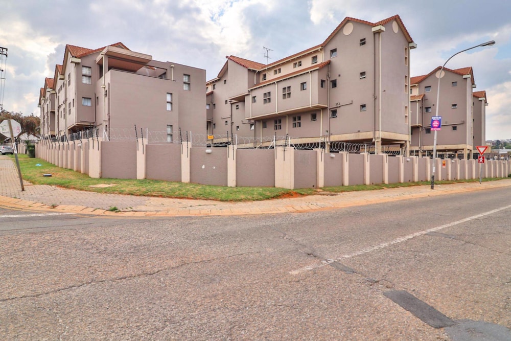 Townhouse for sale in Glenanda - 1GV1625464 Townhouse for sale in Glenanda - 1GV1625464