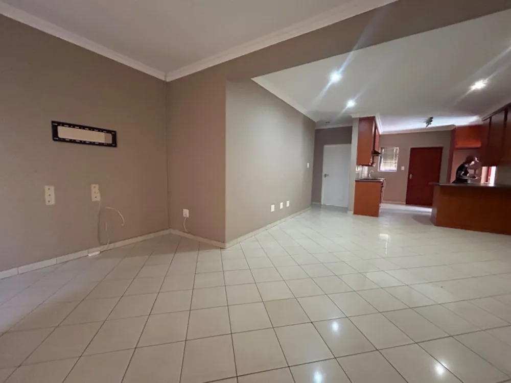 Townhouse for sale in Hillcrest, Kimberley - 1KJ1712124 Townhouse for sale in Hillcrest, Kimberley - 1KJ1712124