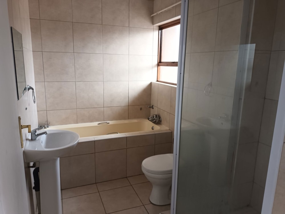 Apartment to rent in Helderwyk Estate - 1BJ1738658