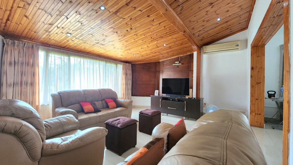 House for sale in Oslo Beach, Port Shepstone - 1PX1656532 House for sale in Oslo Beach, Port Shepstone - 1PX1656532