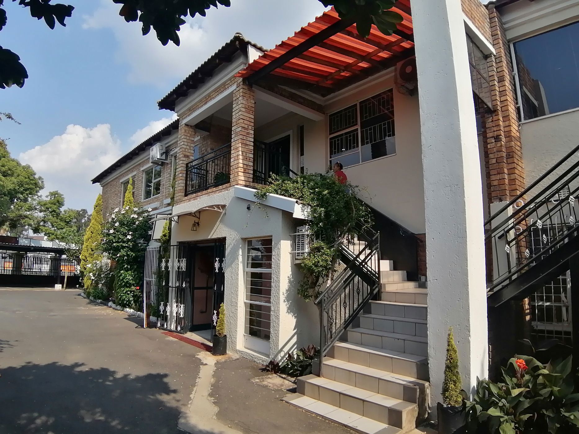 Commercial office to rent in Brackenhurst - 1GV1736806