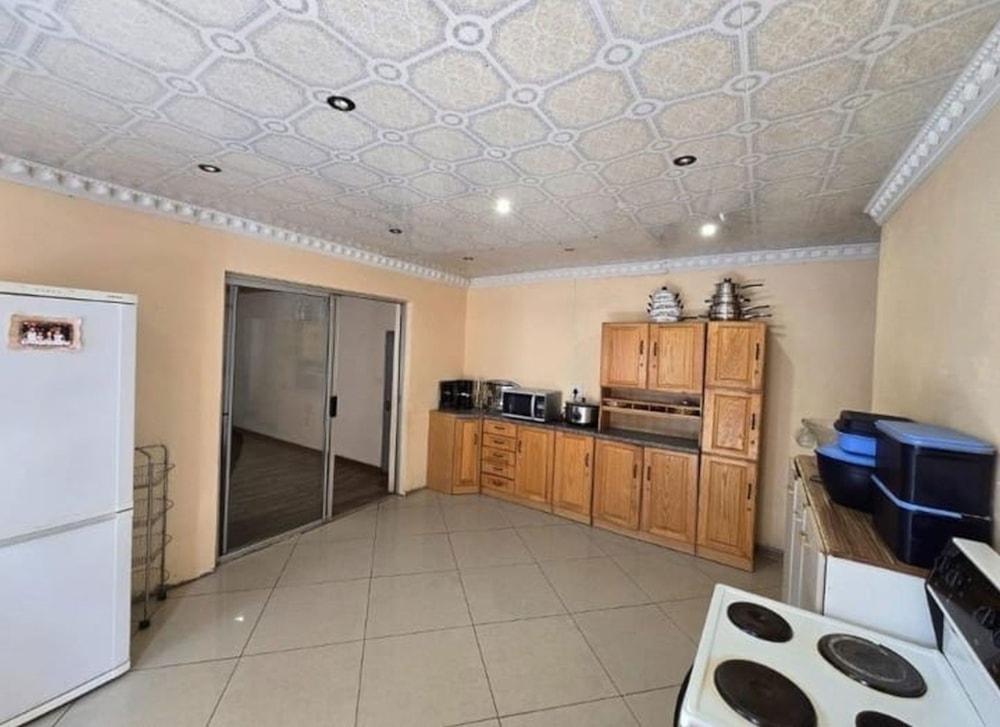 House for sale in Bohlokong - 1BTH1658042