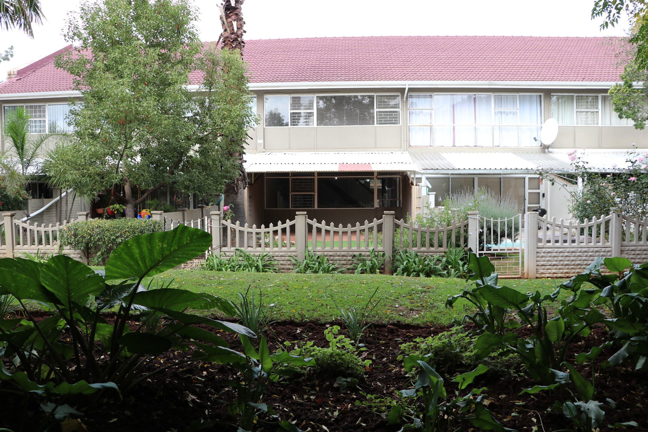 Double-storey apartment for sale in Three Rivers Proper - 1VT1656487