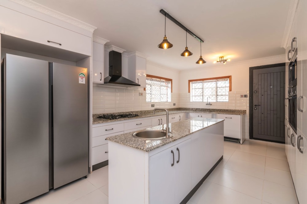 House for sale in Thika Road, Kenya - 3KE1711139