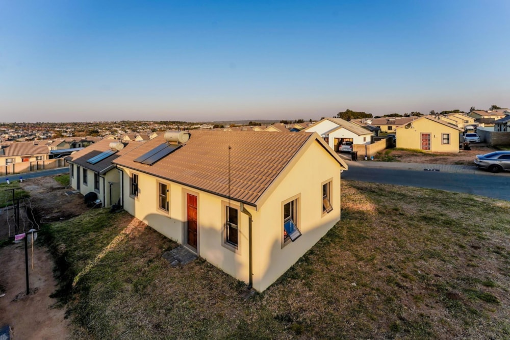 House sold in Zandspruit - RAN1656327 House sold in Zandspruit - RAN1656327