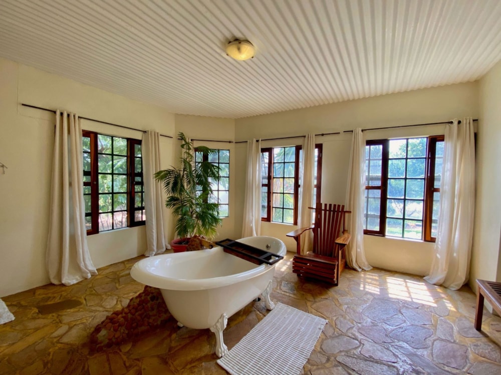 Country resort for sale in Rundu, Namibia - 3NM1656472