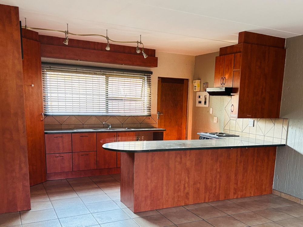 Townhouse sold in Three Rivers Proper - 1VT1656514 Townhouse sold in Three Rivers Proper - 1VT1656514