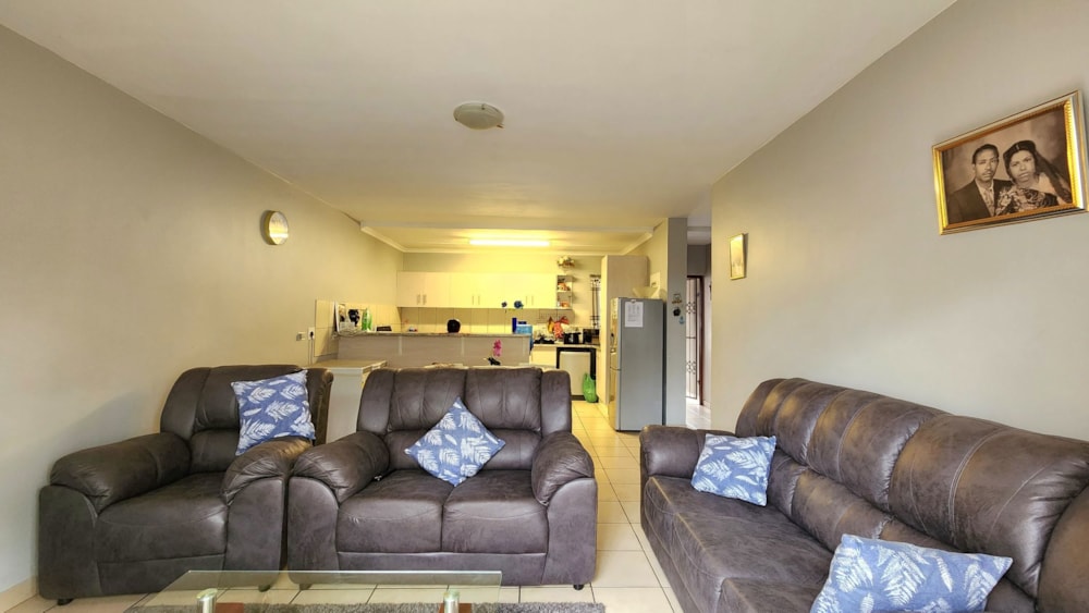 Townhouse for sale in Umtentweni - 1PX1656523 Townhouse for sale in Umtentweni - 1PX1656523