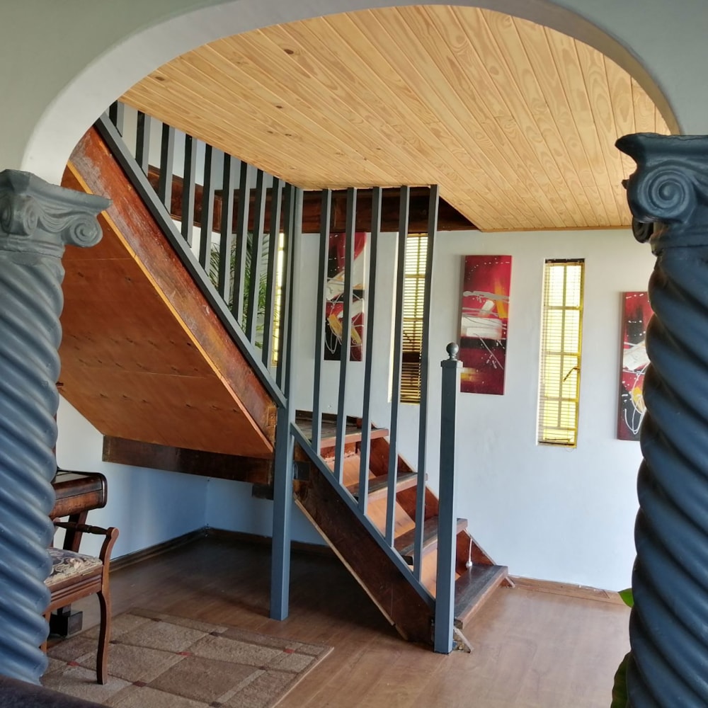 House for sale in Rhodesdene - 1KJ1656913