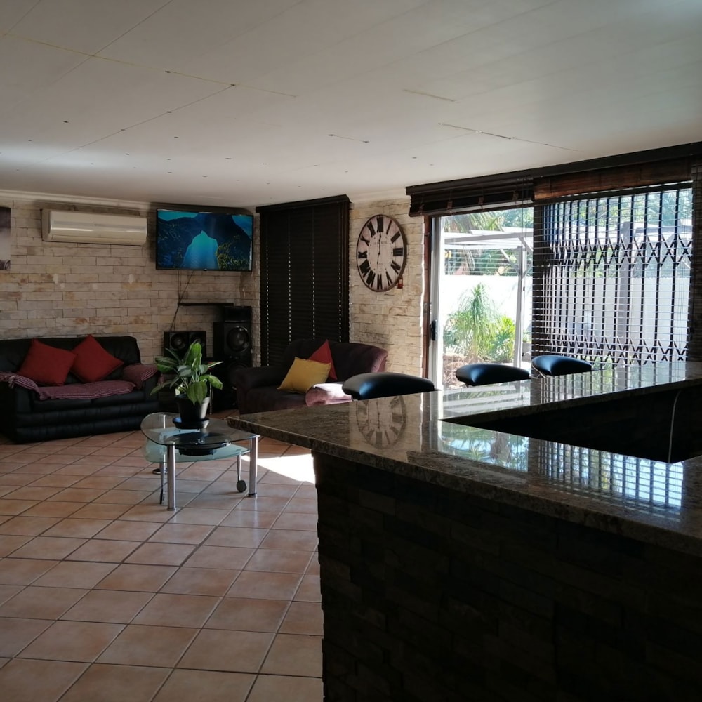 House for sale in Rhodesdene - 1KJ1656913