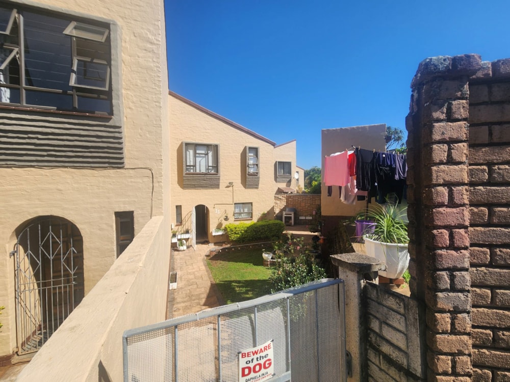 Townhouse for sale in Woodhaven - 1WB1656709