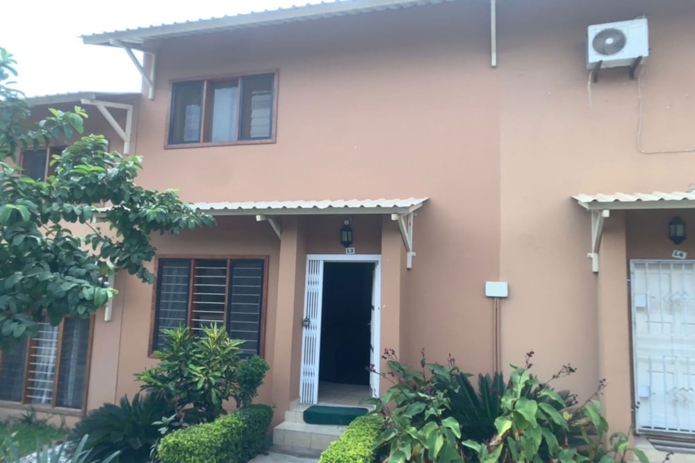 Double-storey apartment for sale in Roma, Zambia - 3ZA1657029