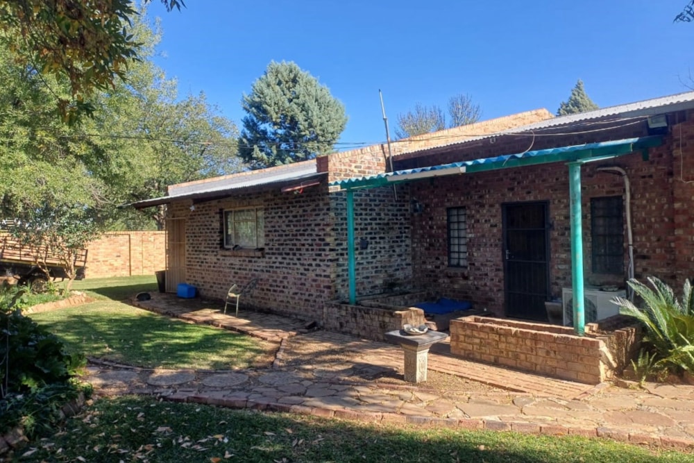 Aquaculture farm for sale in Schweizer-Reneke - 1KJ1657175 Aquaculture farm for sale in Schweizer-Reneke - 1KJ1657175