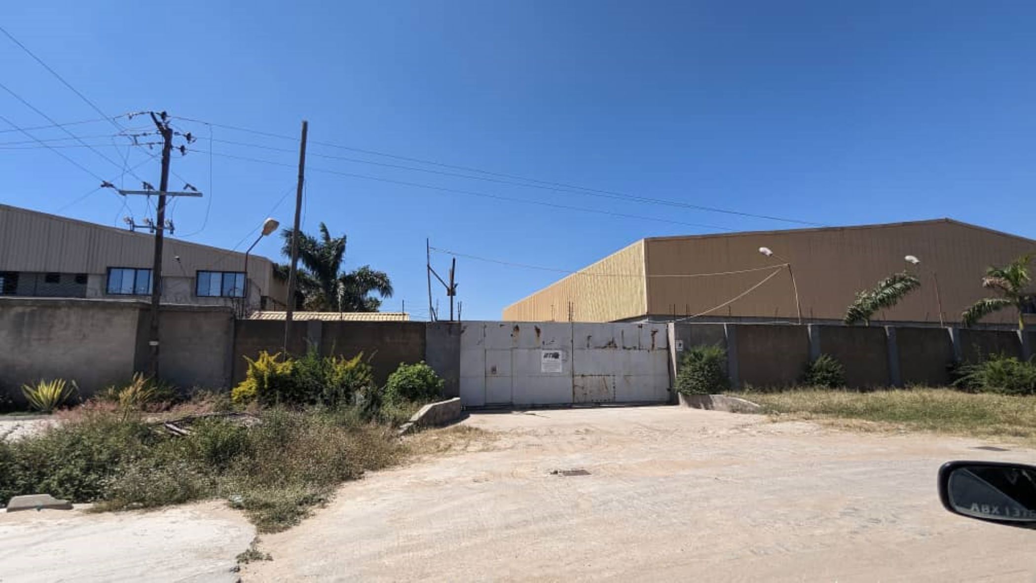Commercial industrial property to rent in Light Industrial Area, Zambia - 3ZA1657325