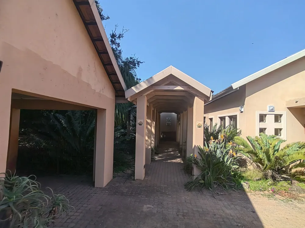 Mixed use farm for sale in Mbombela Central (Nelspruit Central) - 1NS1657355