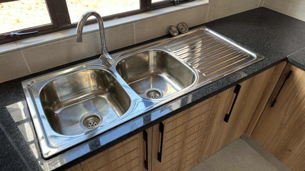 Bachelor apartment to rent in Tlokweng, Botswana - 3BO1748195 Bachelor apartment to rent in Tlokweng, Botswana - 3BO1748195