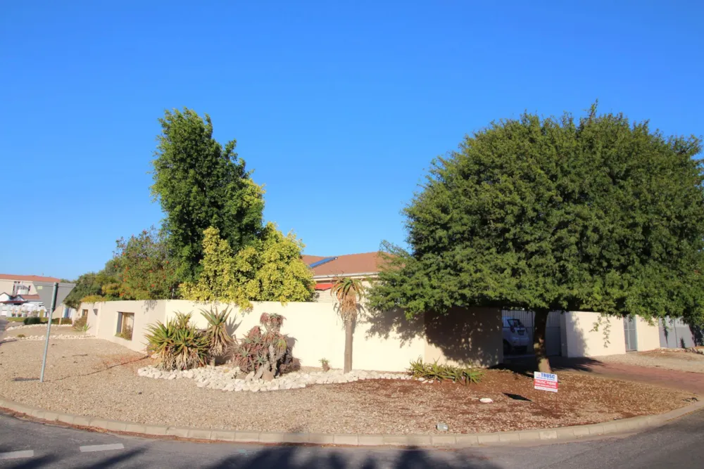House sold in Port Owen - LA1657448 House sold in Port Owen - LA1657448
