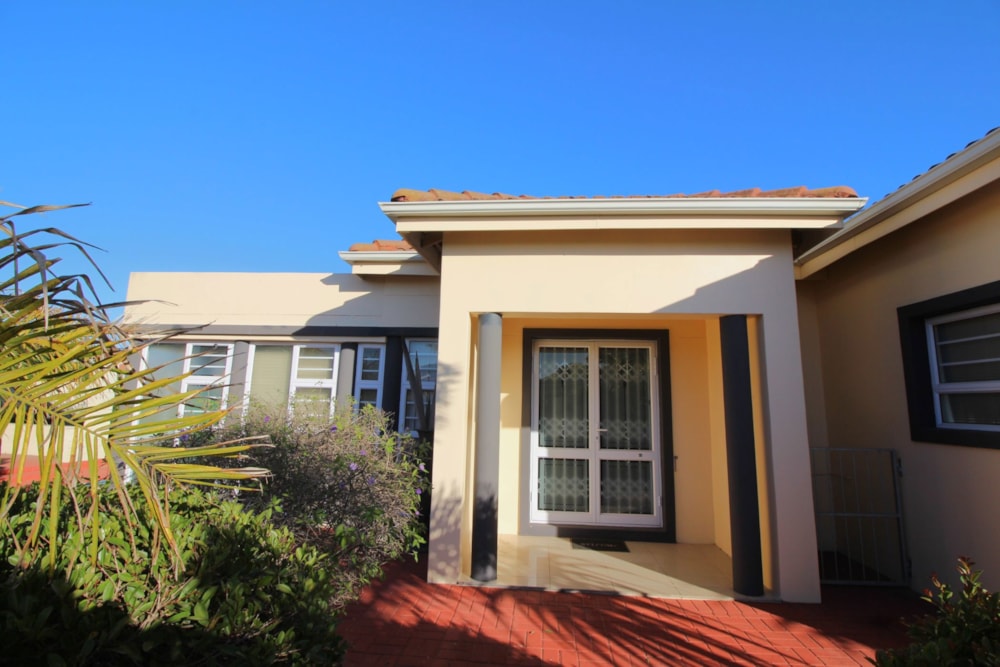 House for sale in Port Owen - LA1657448