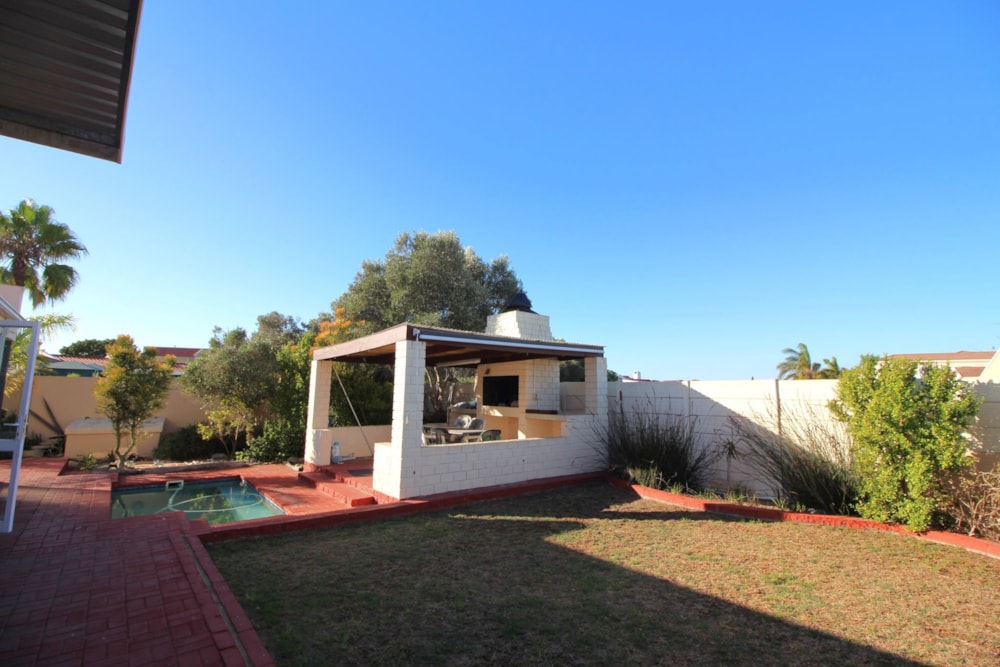 House for sale in Port Owen - LA1657448