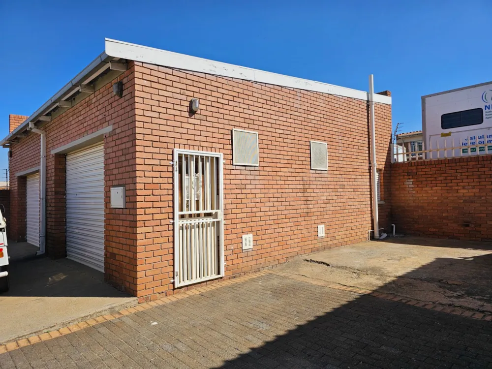 Commercial Building for sale in Heidelberg, Gauteng - 1SP1658062