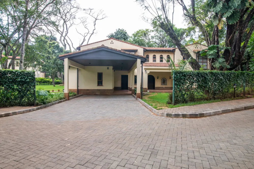 Double-storey house let in Karen, Kenya - 3KE1722147 Double-storey house let in Karen, Kenya - 3KE1722147
