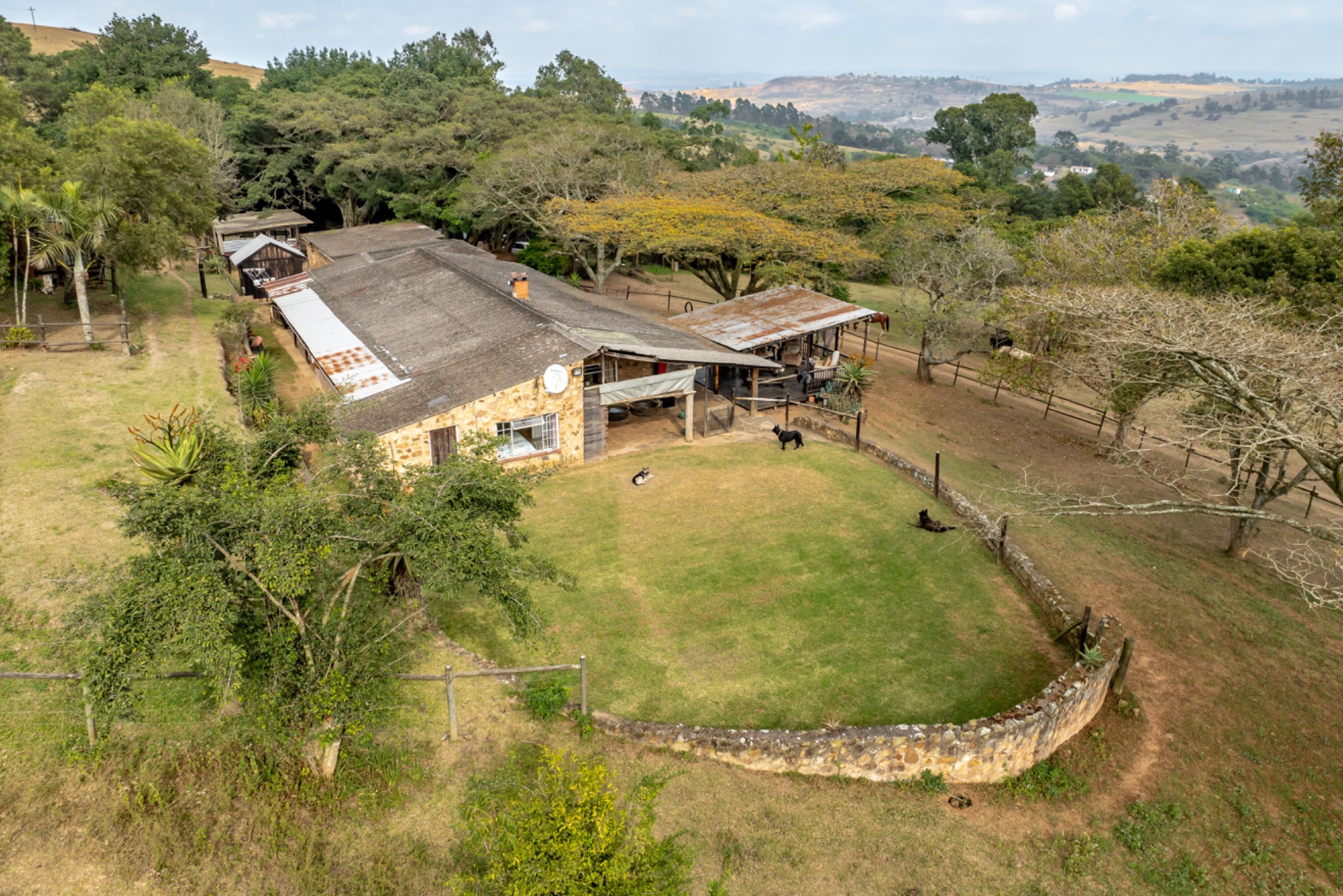 Mixed use farm for sale in Cato Ridge - 1KF1660211