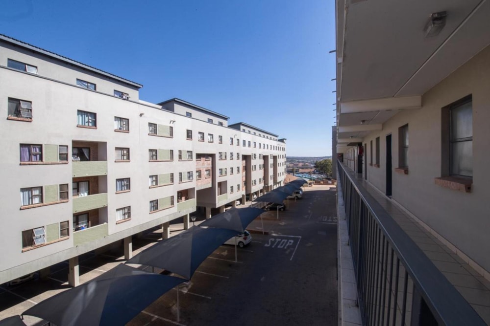 Apartment for sale in Die Hoewes - PT1658368 Apartment for sale in Die Hoewes - PT1658368