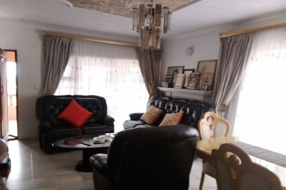 House for sale in Umlazi - 1WB1658407 House for sale in Umlazi - 1WB1658407