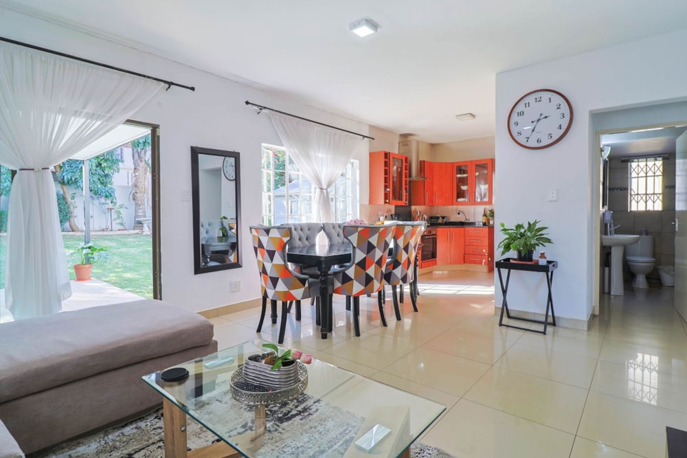 Security estate home sold in South Crest - 1AB1658508 Security estate home sold in South Crest - 1AB1658508