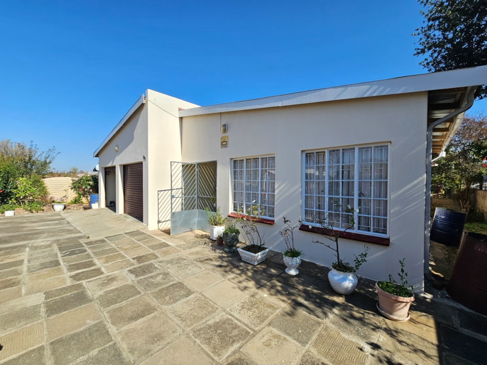 House for sale in Sunset View, Newcastle - 1NW1658543