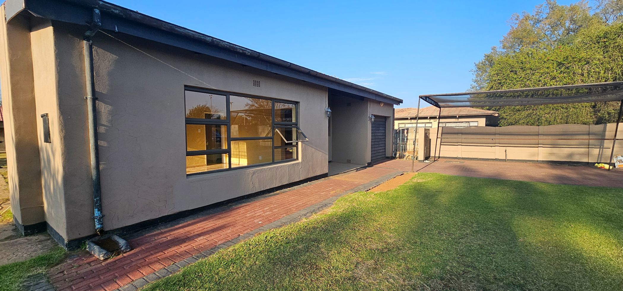 House for sale in Sonlandpark - 1VT1658547