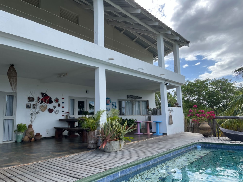 Beachfront villa for sale in Vilanculos, Mozambique - 3MQ1658762