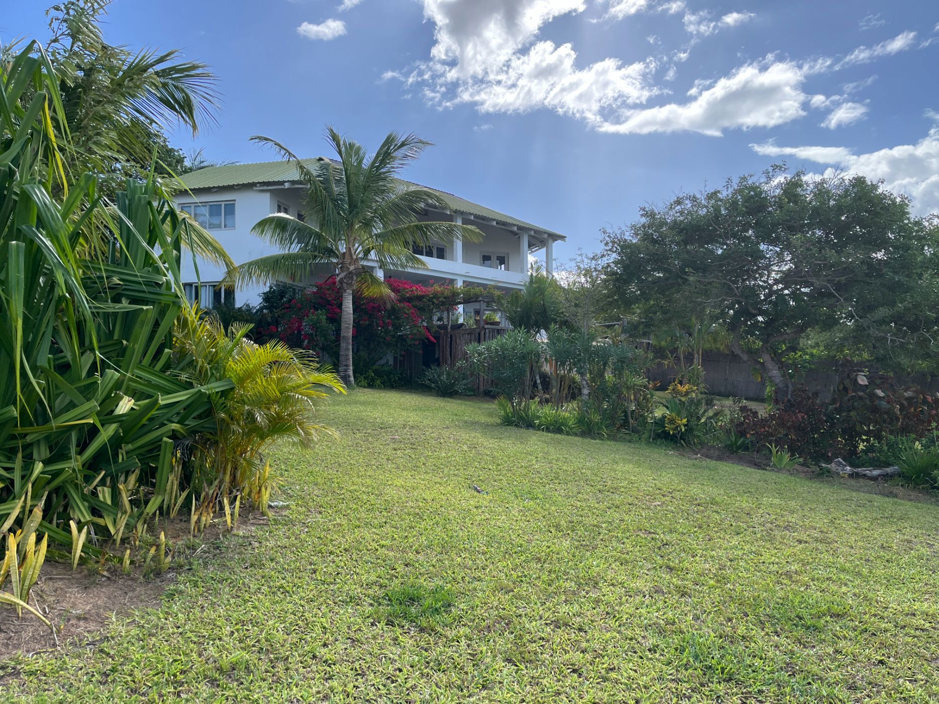 Beachfront villa for sale in Vilanculos, Mozambique - 3MQ1658762