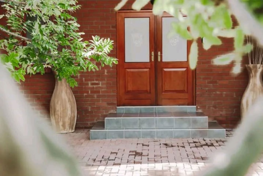 Golf estate house for sale in Bela Bela - 1MDM1659462