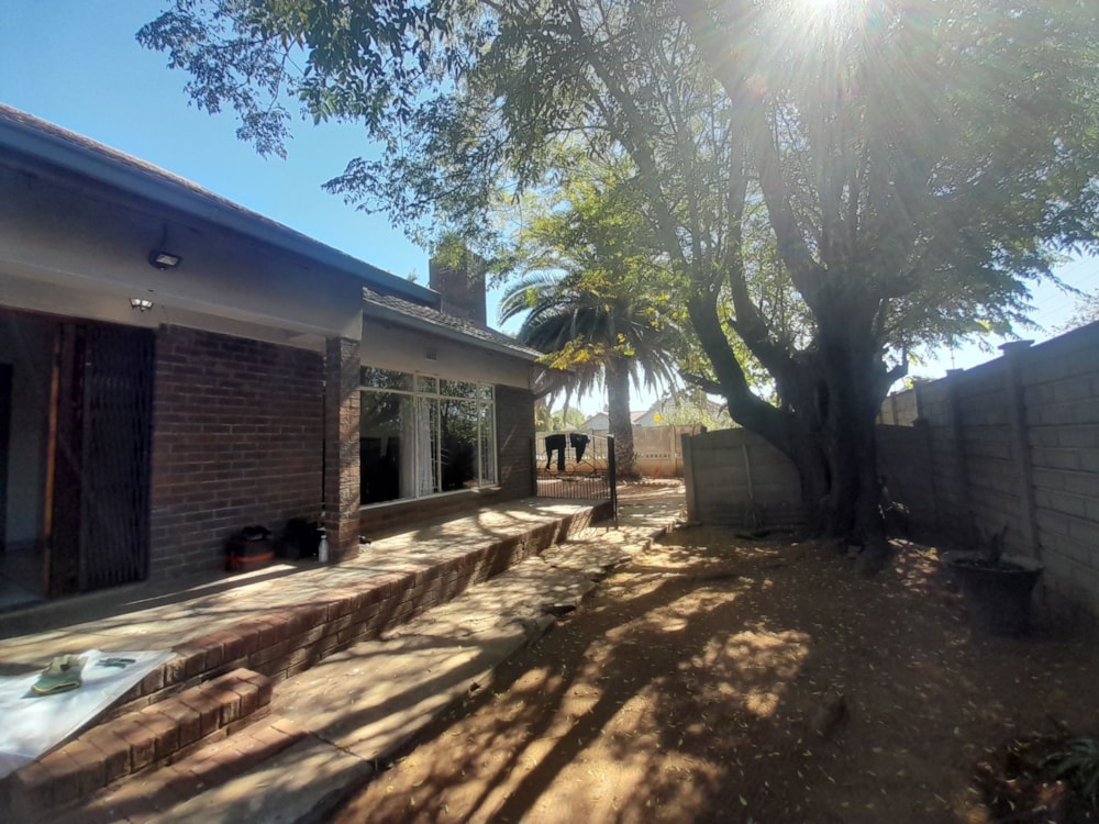 House for sale in Vanderbijlpark SE 2 - 1VT1734201 House for sale in Vanderbijlpark SE 2 - 1VT1734201