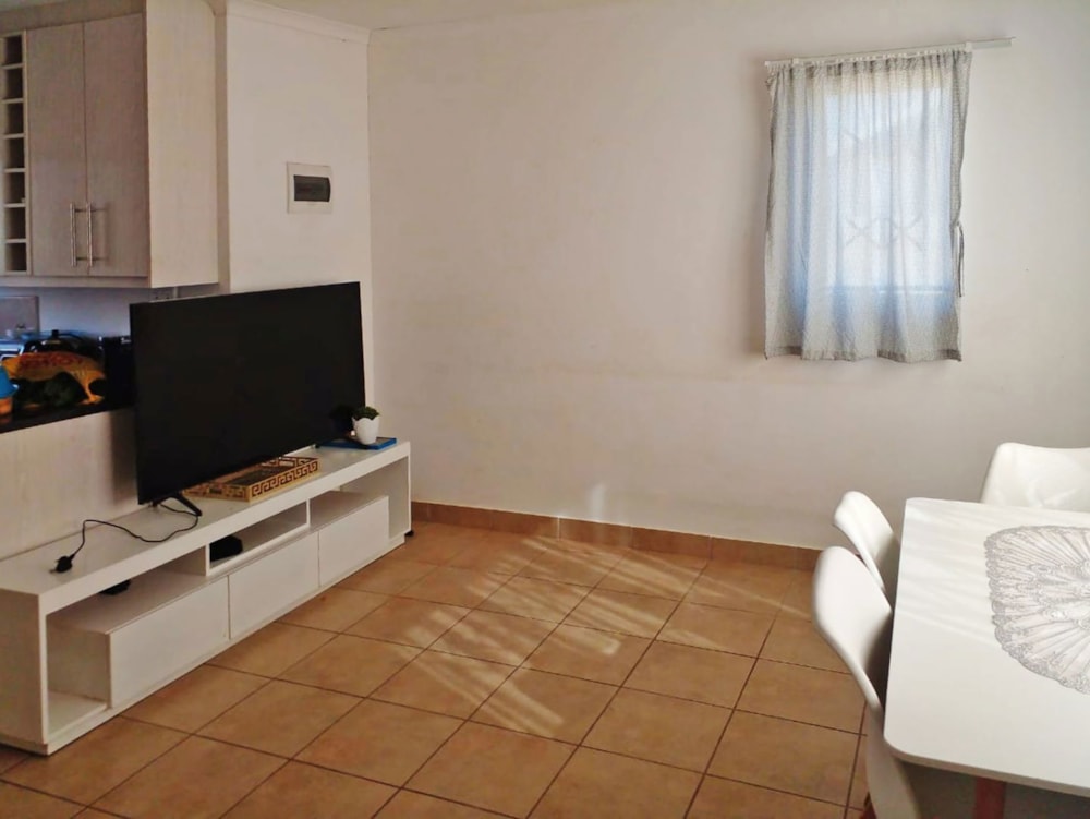 House for sale in Savanna City - 1VT1659114