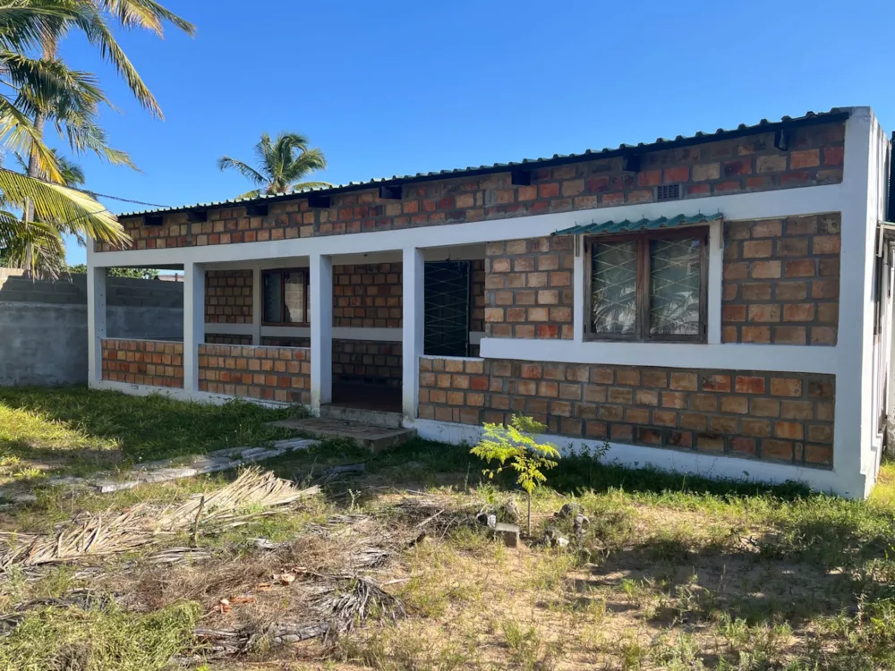 House for sale in Tofo, Mozambique - 3MQ1659375