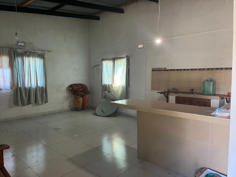 House for sale in Praia do Tofo, Mozambique - 3MQ1659375