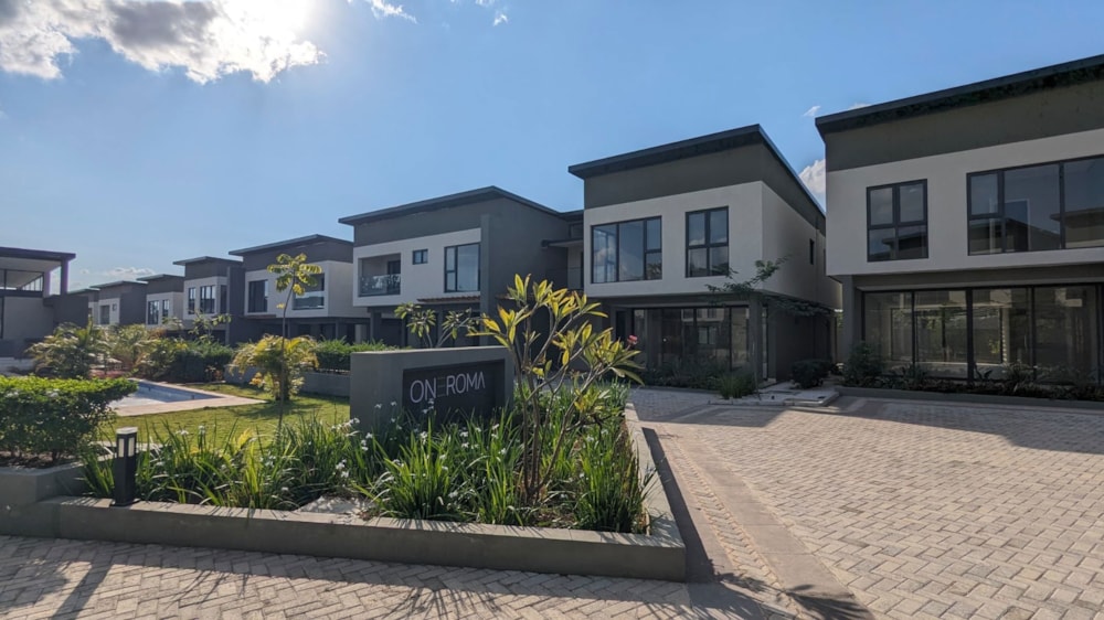 Townhouse for sale in Roma, Zambia - 3ZA1659426