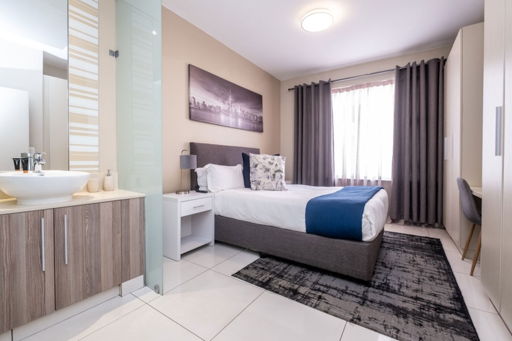 Apartment for sale in Rosebank, Johannesburg - HP1659627