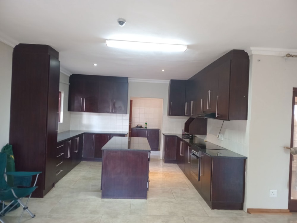 House let in Kingsview - 1WR1701068 House let in Kingsview - 1WR1701068