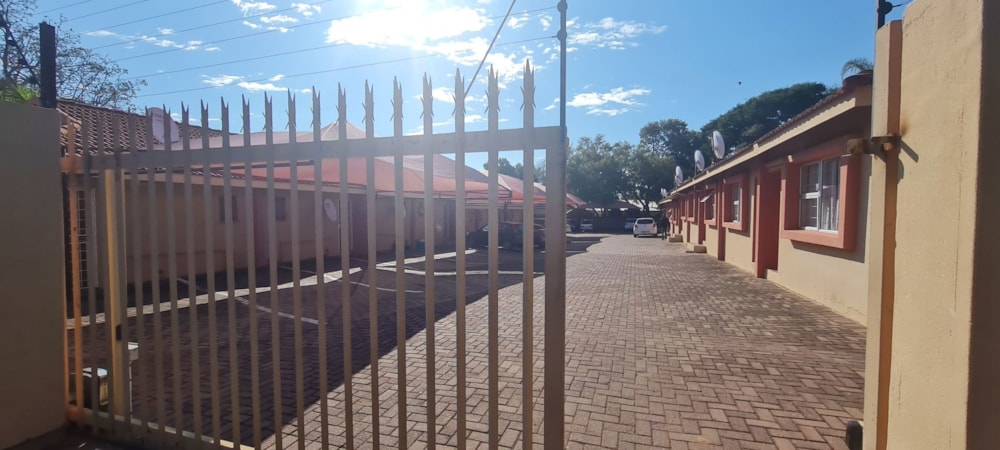 Bachelor apartment to rent in Hospitaal Park - 1PS1715133 Bachelor apartment to rent in Hospitaal Park - 1PS1715133