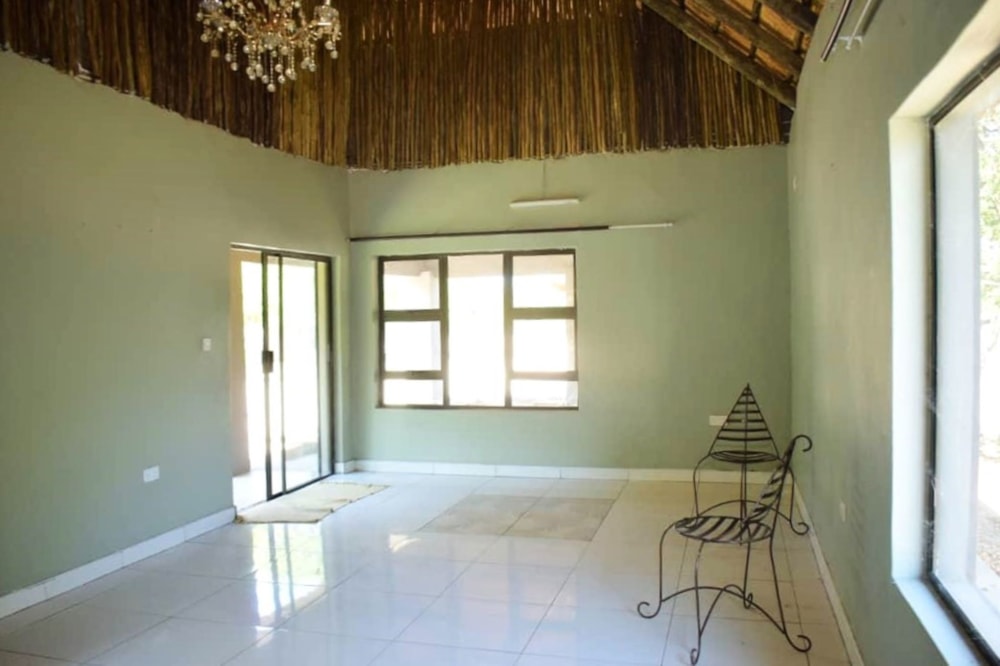 Commercial business for sale in Maun, Botswana - 3BO1659748 Commercial business for sale in Maun, Botswana - 3BO1659748