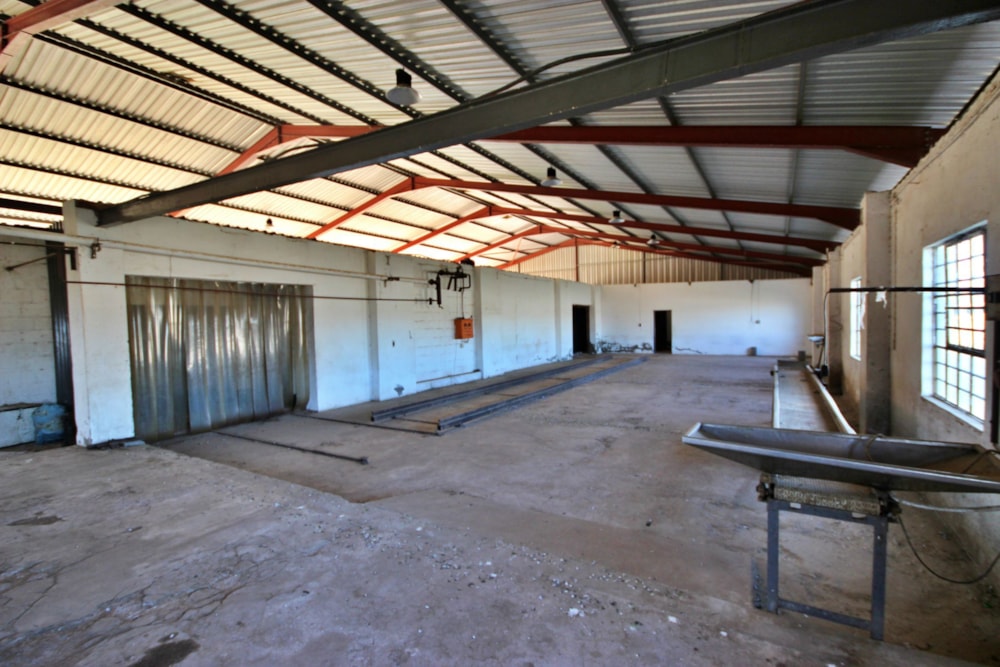 Commercial industrial property for sale in Dysselsdorp - 1OU1660094