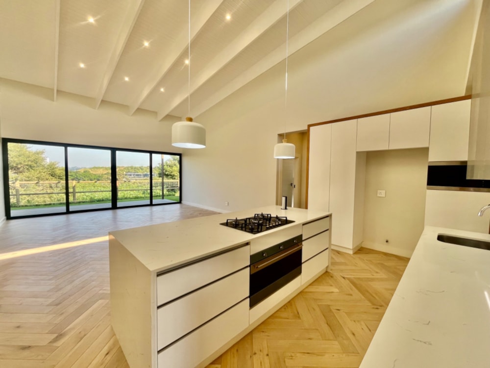 House for sale in Salt Rock - 1BD1660116