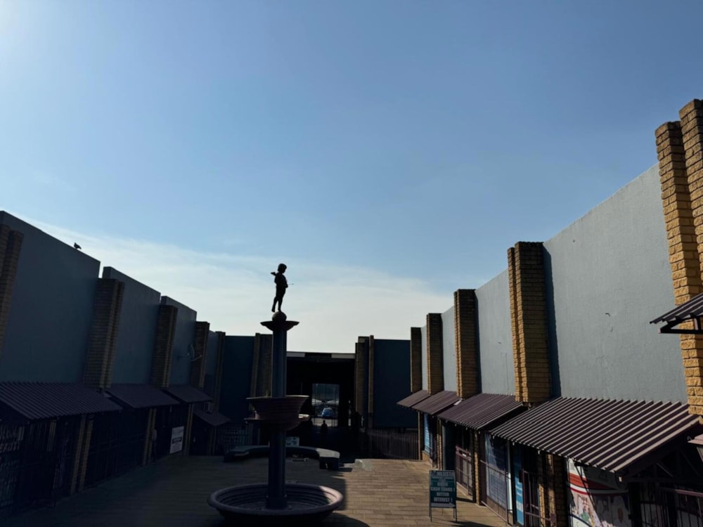 Commercial Building for sale in Middelburg Central (Mpumalanga Central)  - 1MD1660217