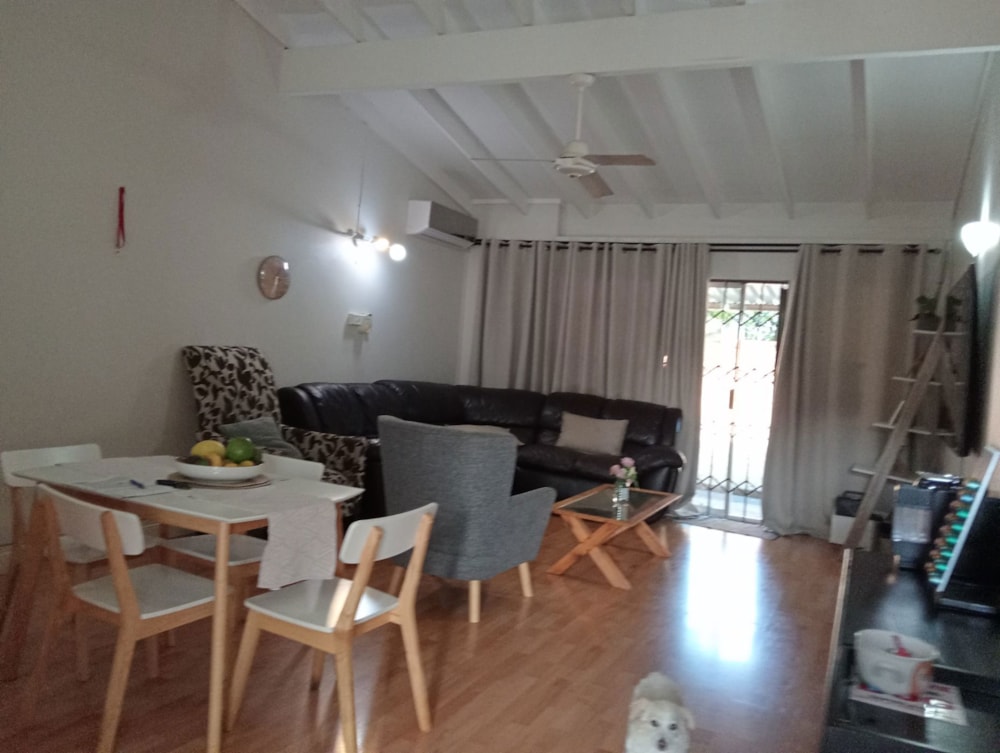 Townhouse for sale in Meer en See - 1RY1658647 Townhouse for sale in Meer en See - 1RY1658647