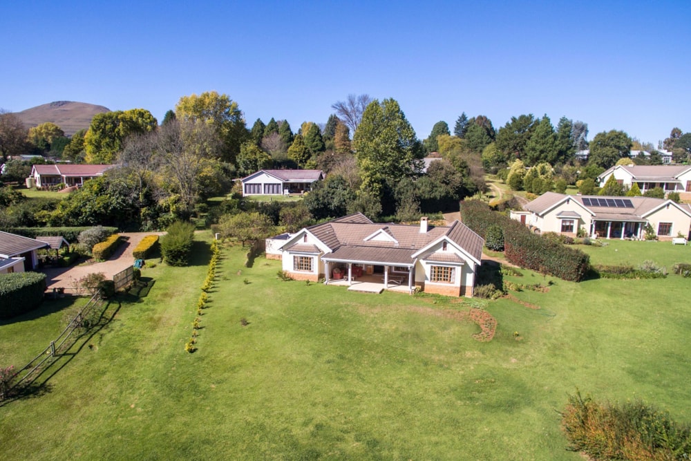 Security complex home for sale in Underberg - 1UB1657607